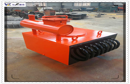 油冷電磁除鐵器，山東懸掛式油冷電磁除鐵器RCDA-8經(jīng)濟(jì)節(jié)能構(gòu)造電氣工作原理_山東懸掛式油冷電磁除鐵器RCDA-8經(jīng)濟(jì)節(jié)能加多少號(hào)油_選型