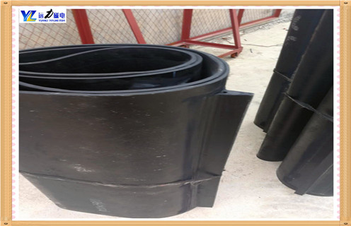 運(yùn)輸皮帶除鐵器,山東運(yùn)輸皮帶安裝除鐵器調(diào)整方法_山東運(yùn)輸皮帶安裝除鐵器跑偏原因及如何調(diào)_刮板價(jià)格 運(yùn)輸皮帶除鐵器,山東運(yùn)輸皮帶安裝除鐵器調(diào)整方法_山東運(yùn)輸皮帶安裝除鐵器跑偏原因及如何調(diào)_刮板價(jià)格