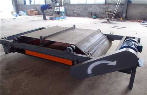 皮帶除鐵器,湖南皮帶除鐵器安裝方法_帶式強磁湖南皮帶除鐵器安裝方法工作原理構造選型_廠家 皮帶除鐵器,湖南皮帶除鐵器安裝方法_帶式強磁湖南皮帶除鐵器安裝方法工作原理構造選型_廠家