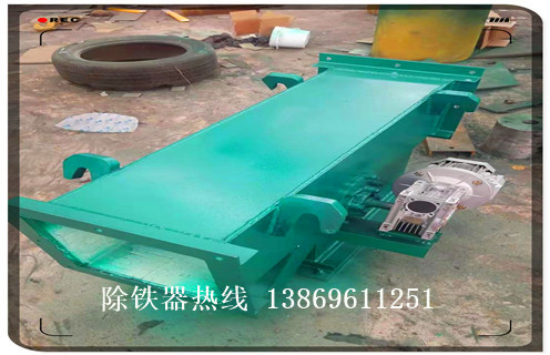 不銹鋼管道除鐵器，內蒙古不銹鋼管道除鐵器_遠力內蒙古不銹鋼管道除鐵器應用安裝示意圖型12000高斯_可定制工作原理