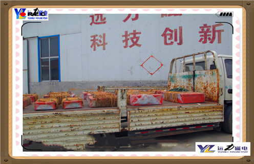 懸掛式永磁除鐵器,山西懸掛式永磁除鐵器定制_內部磁塊安裝方法_山西懸掛式永磁除鐵器定制供應型號價格 懸掛式永磁除鐵器,山西懸掛式永磁除鐵器定制_內部磁塊安裝方法_山西懸掛式永磁除鐵器定制供應型號價格